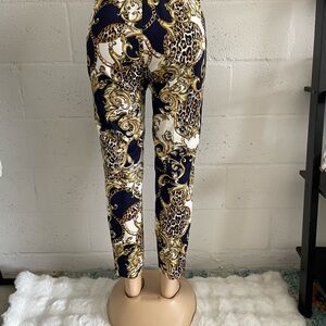 Stylish Baroque Print Pants